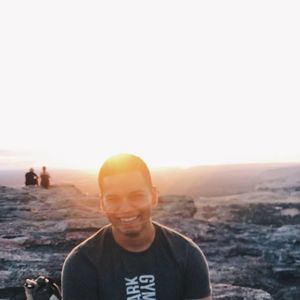 Meet your Posher, Eric alejandro